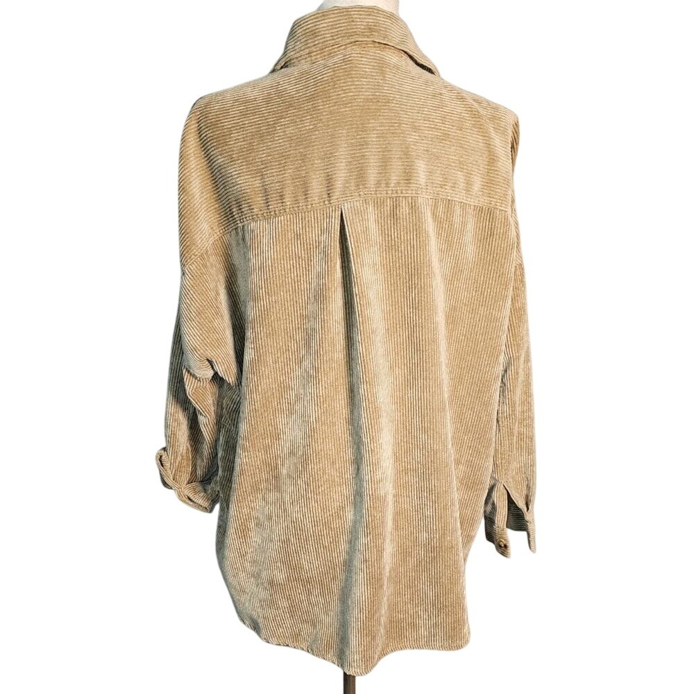 Women's Tan Corduroy Button Up Jacket Shacket Sz Medium Soft Feeling - Picture 3 of 8